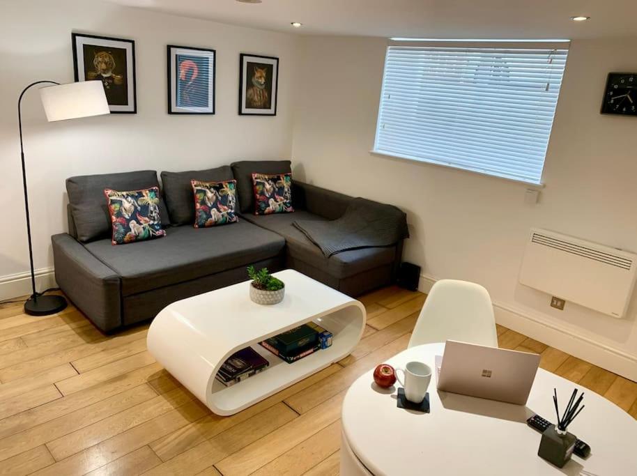 Modern, Period Property With Parking - Located Near Uni, Hospital & Town Centre Reading Exterior photo